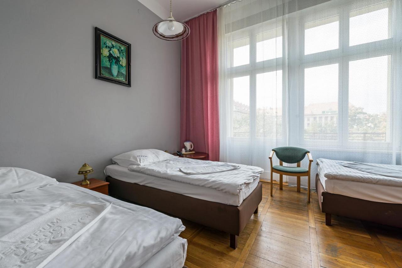 Savoy Wroclaw Pansiyon Dış mekan fotoğraf