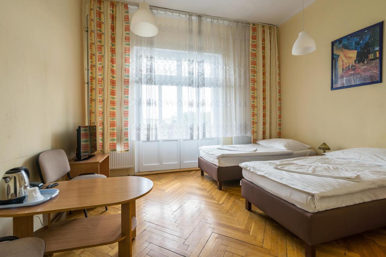 Savoy Wroclaw Pansiyon Dış mekan fotoğraf